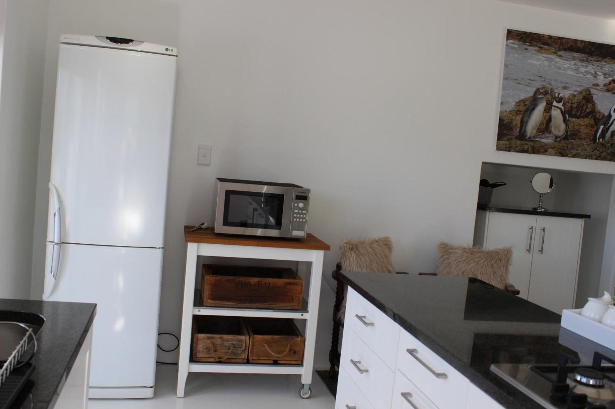 Nivenia Beach House Bettyʼs Bay Exterior foto